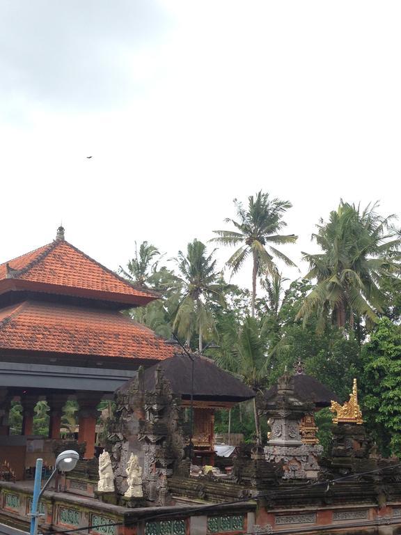 Ubud Wins Bungalow Exterior photo